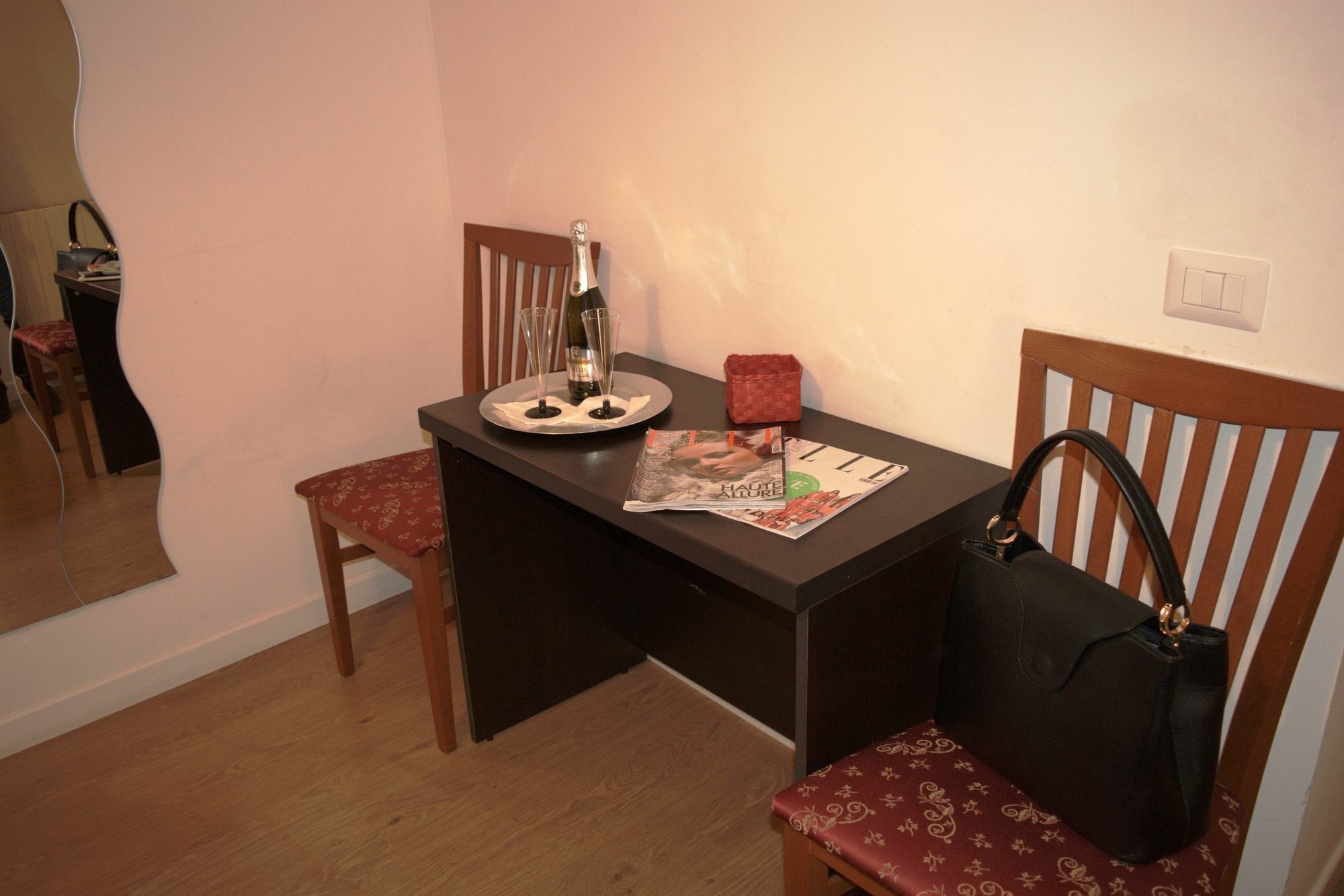 Julius Caesar Home Рим Екстер'єр фото